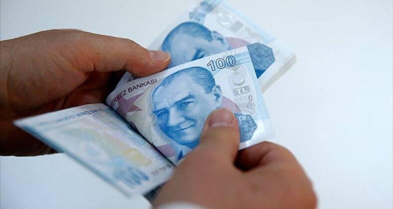 Emekli bayram ikramiyeleri 27-29 Nisan’da hesaplara yatırılacak
