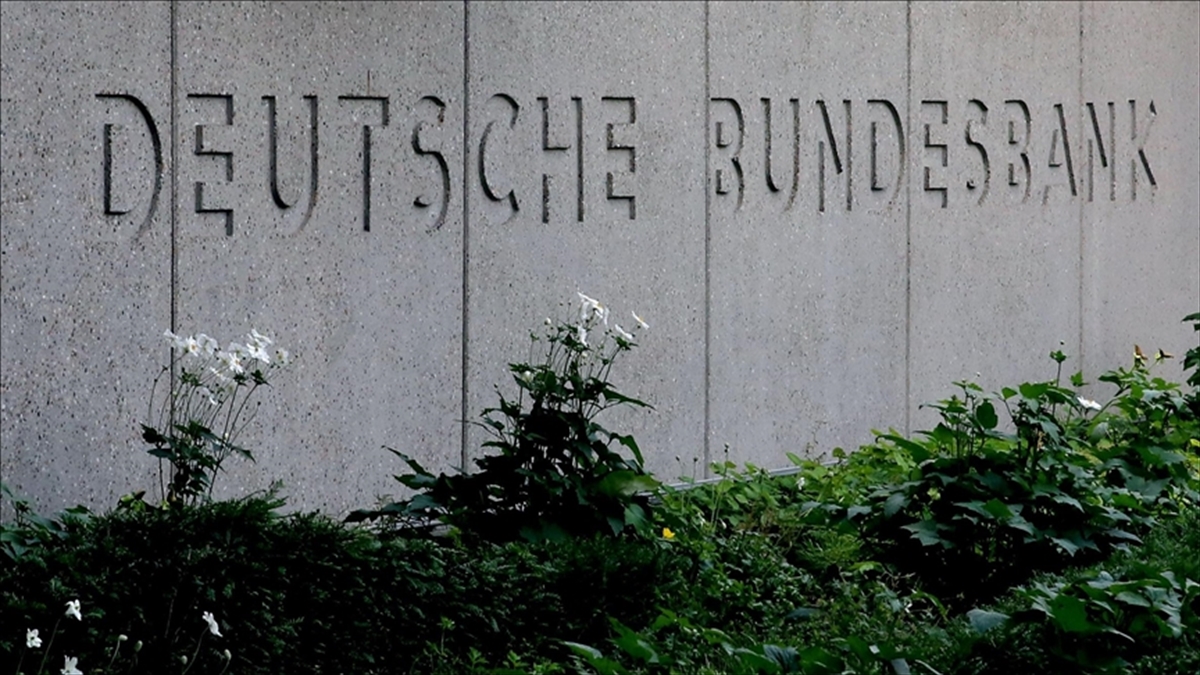 Bundesbank’tan ekonomik küçülme uyarısı