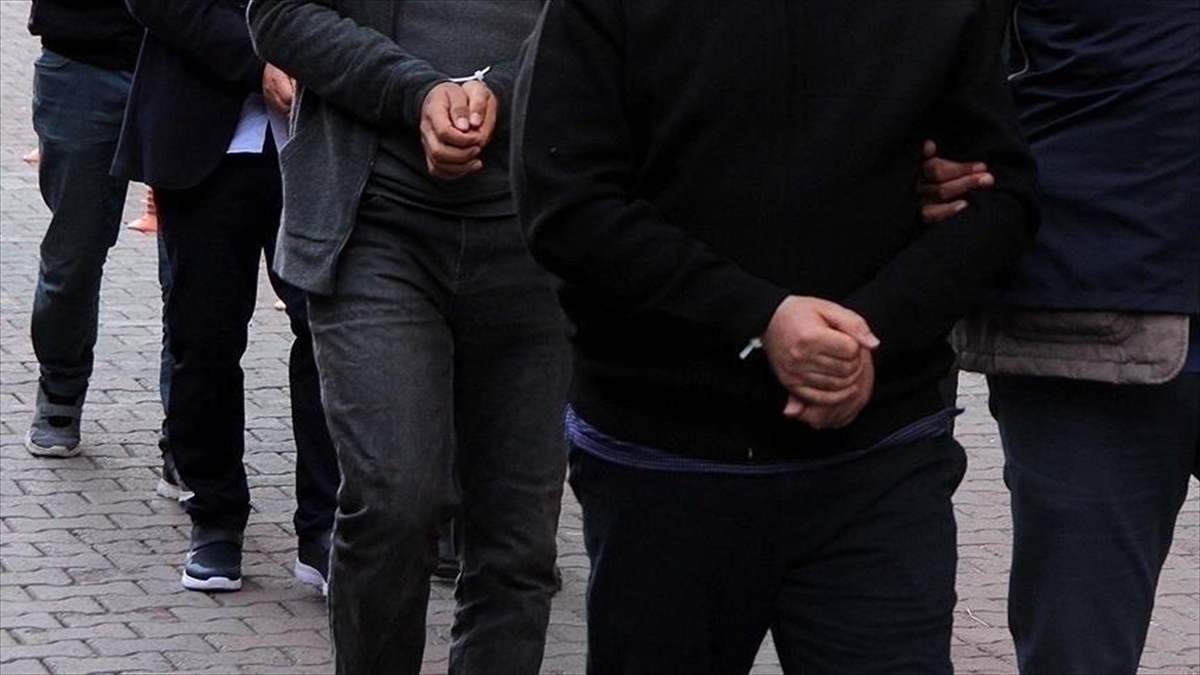 Ankara’da PKK/KCK’ya yönelik operasyonda gözaltına alınan 48 şüpheli adliyeye sevk edildi