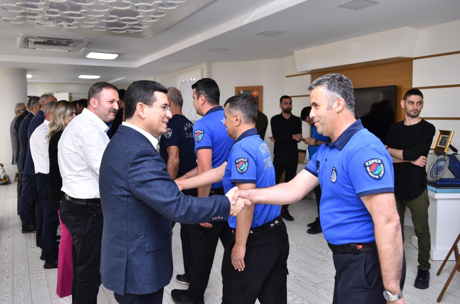Kepez’de Bayram Sevinci