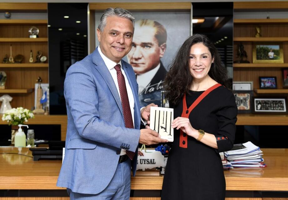 Avukat Onat’tan Öykü Kitabı