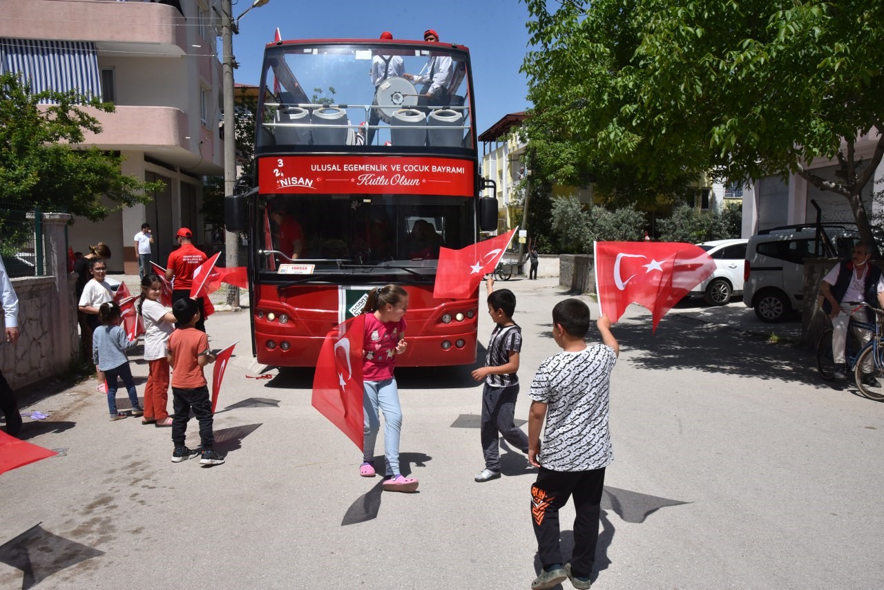 OSMANİYE BELEDİYESİ’NDEN COŞKU DOLU 23 NİSAN ETKİNLİKLERİ