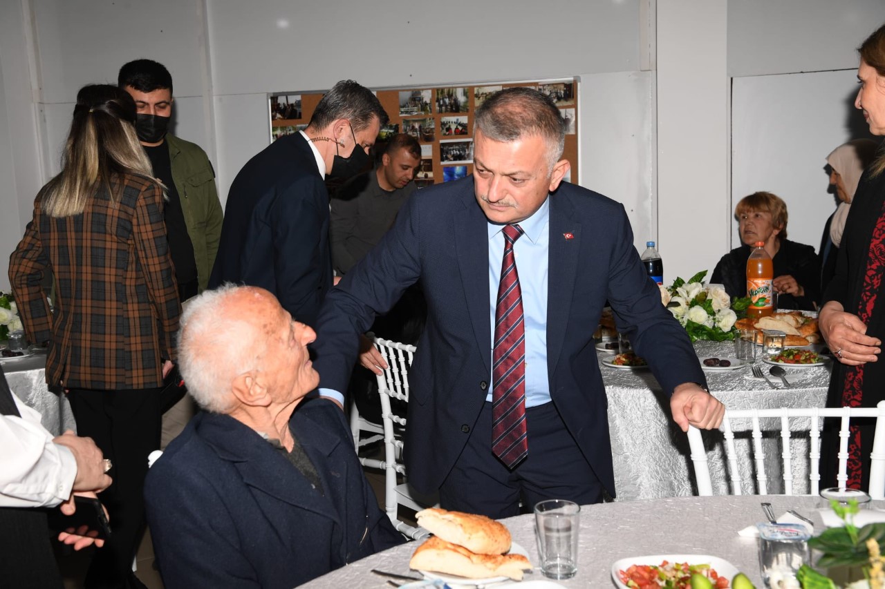 GELECEĞİMİZE IŞIK TUTAN, TOPLUMSAL HAYATIMIZIN KIYMETLİLERİ