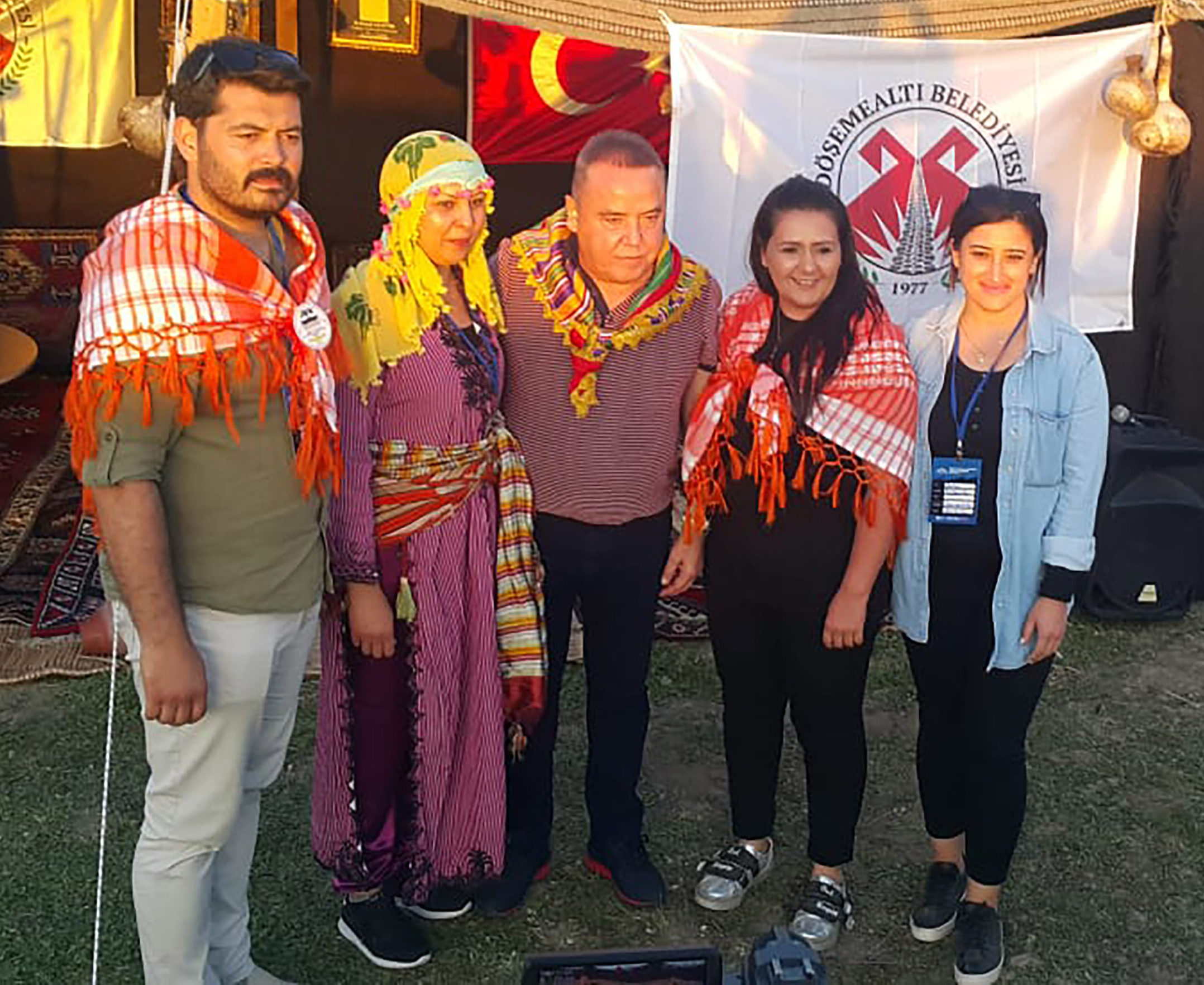 Döşemealtı standı büyük ilgi gördü