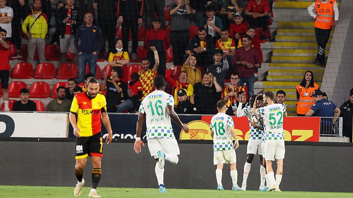Çaykur Rizespor, deplasmanda Göztepe’yi 7-1 mağlup etti