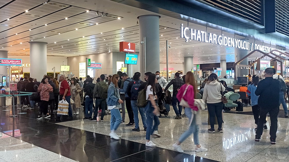 Türkiye’de 4 ayda hava yolunu kullanan yolcu sayısı 41 milyonu aştı