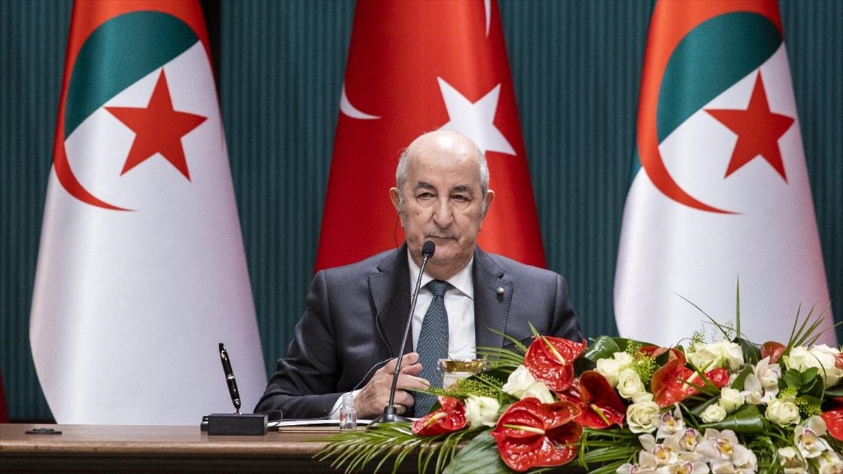Cezayir Cumhurbaşkanı Tebbun: Cezayir’deki Türk yatırımlarını 10 milyar dolar üzerine ulaştıracağımıza inanmaktayım