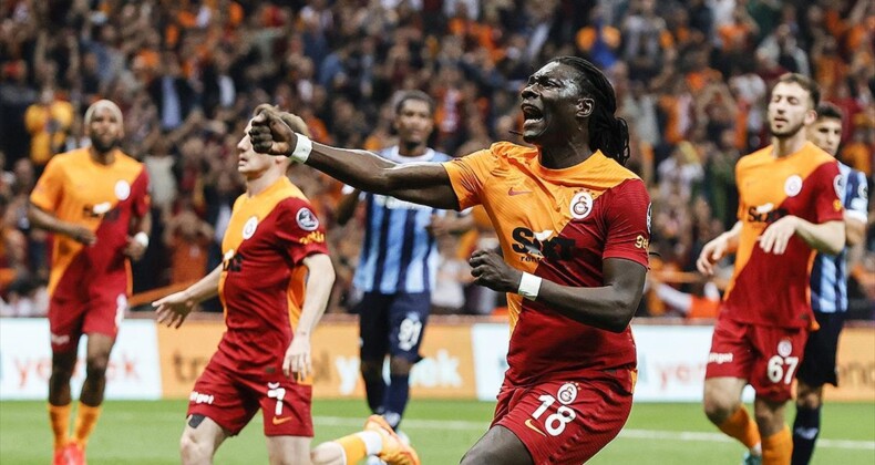 Galatasaray, taraftarına galibiyetle veda etti