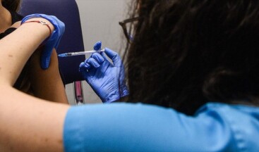 Pfizer, Kovid-19 aşısının 5 yaş altı grup için etkili olduğunu açıkladı