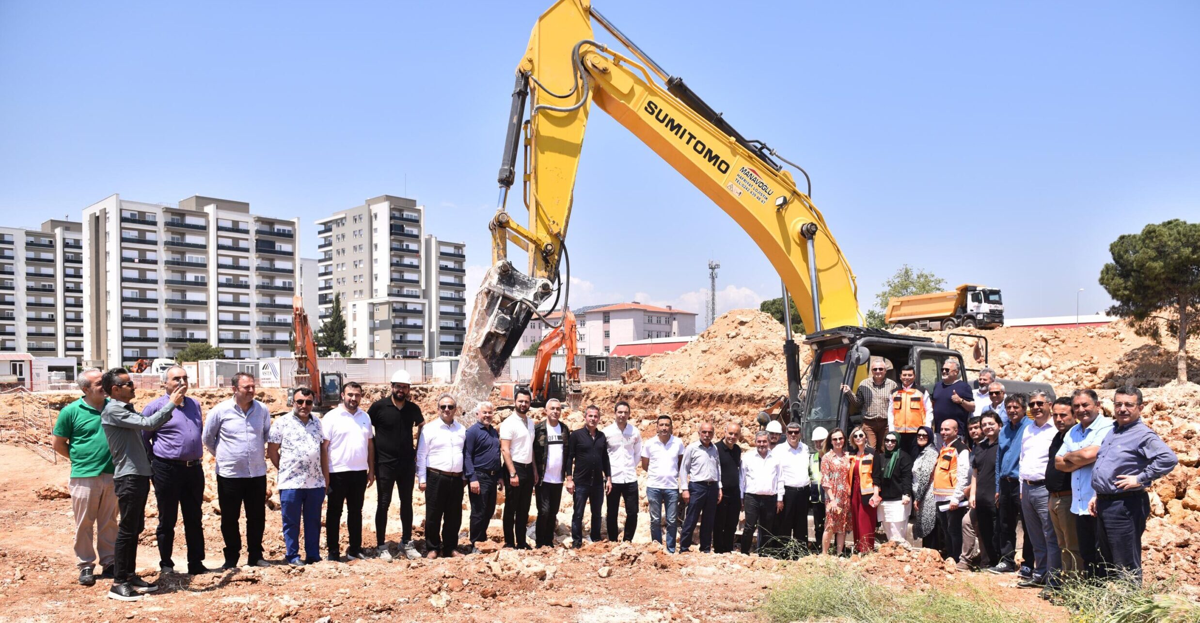 Gençlere bayramlarında en büyük kütüphane
