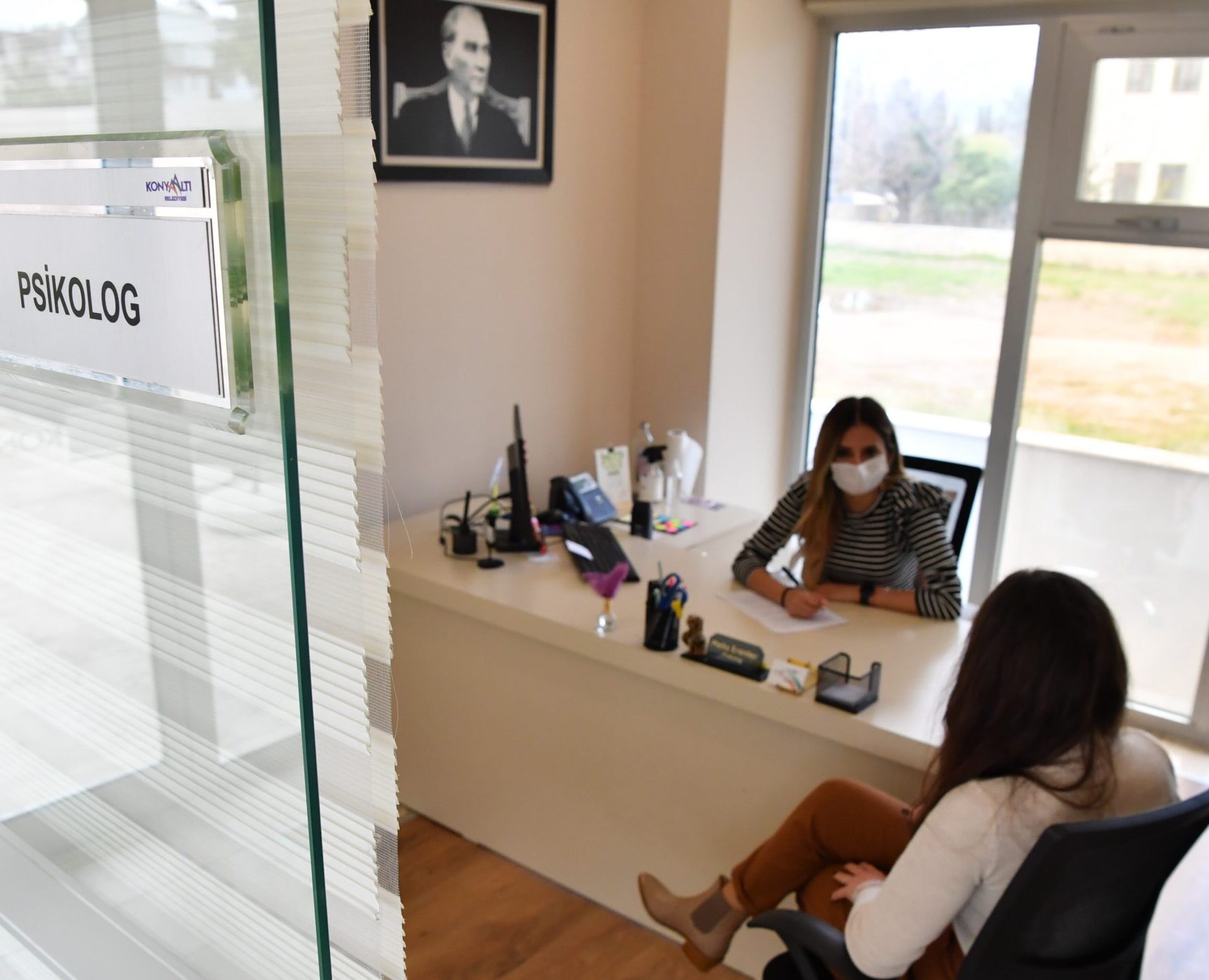 Konyaaltı’da psikolojik danışmalık hizmeti sürüyor