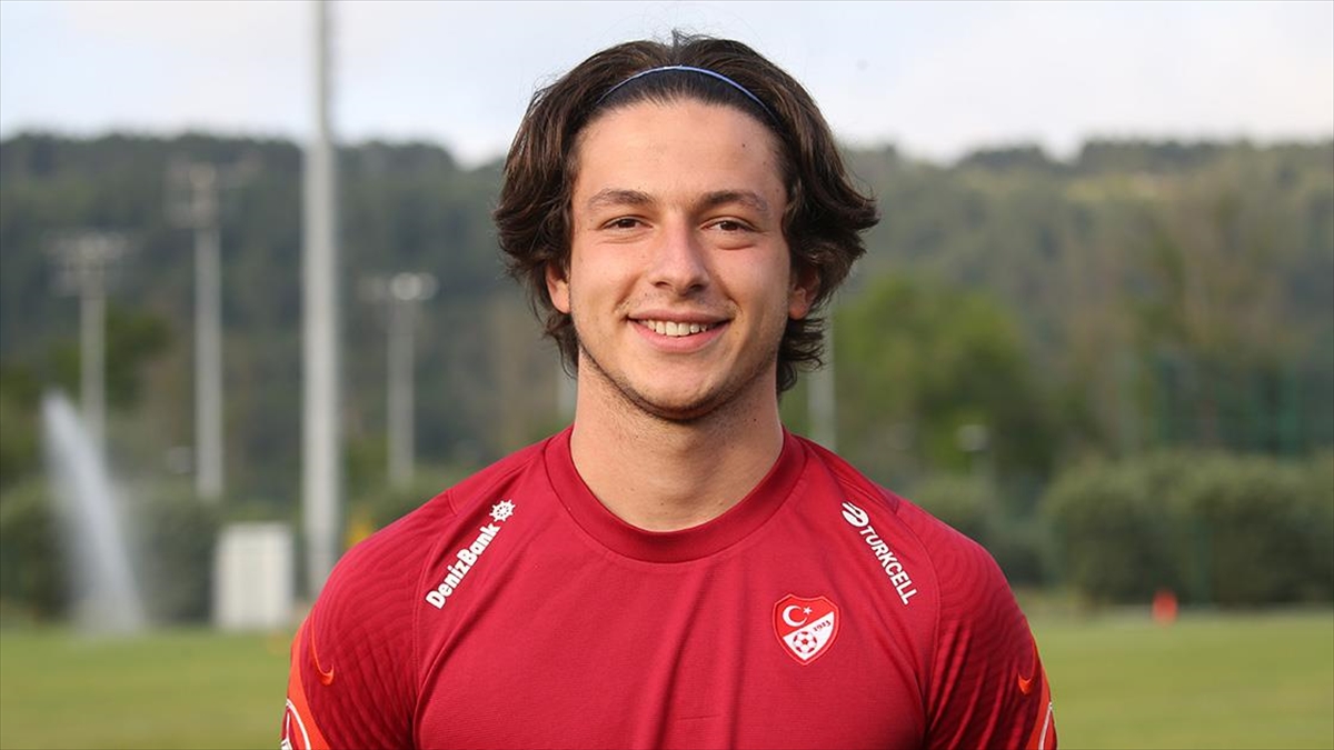 Enis Destan, Trabzonspor’da formayı istiyor