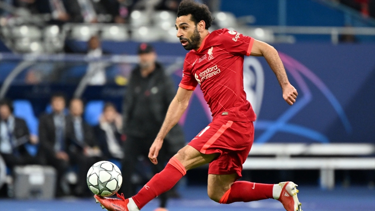 Salah, İngiltere’de yılın futbolcusu seçildi