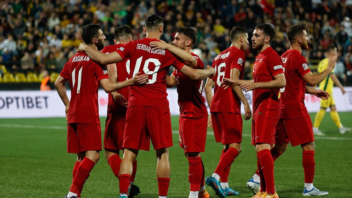 A Milli Futbol Takımı’nda hedef 3’te 3
