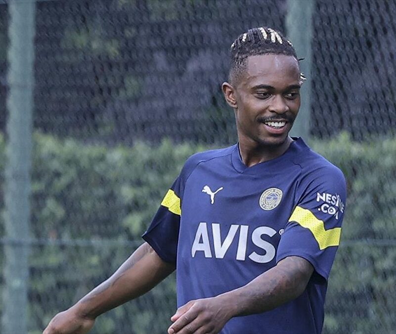Fenerbahçeli Lincoln Henrique: Jesus’la çalışacağım için ayrıcalıklı hissediyorum