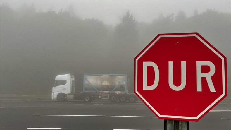 Bolu Dağı’nda sis etkili oluyor