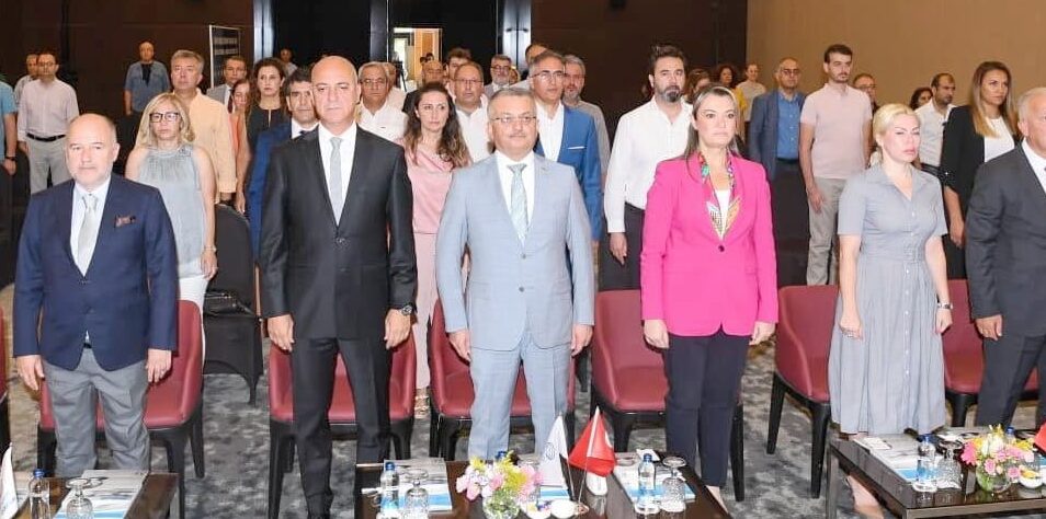 VALİ YAZICI DÜNYA MELEK YATIRIM FORUMU LANSMANINA KATILDI