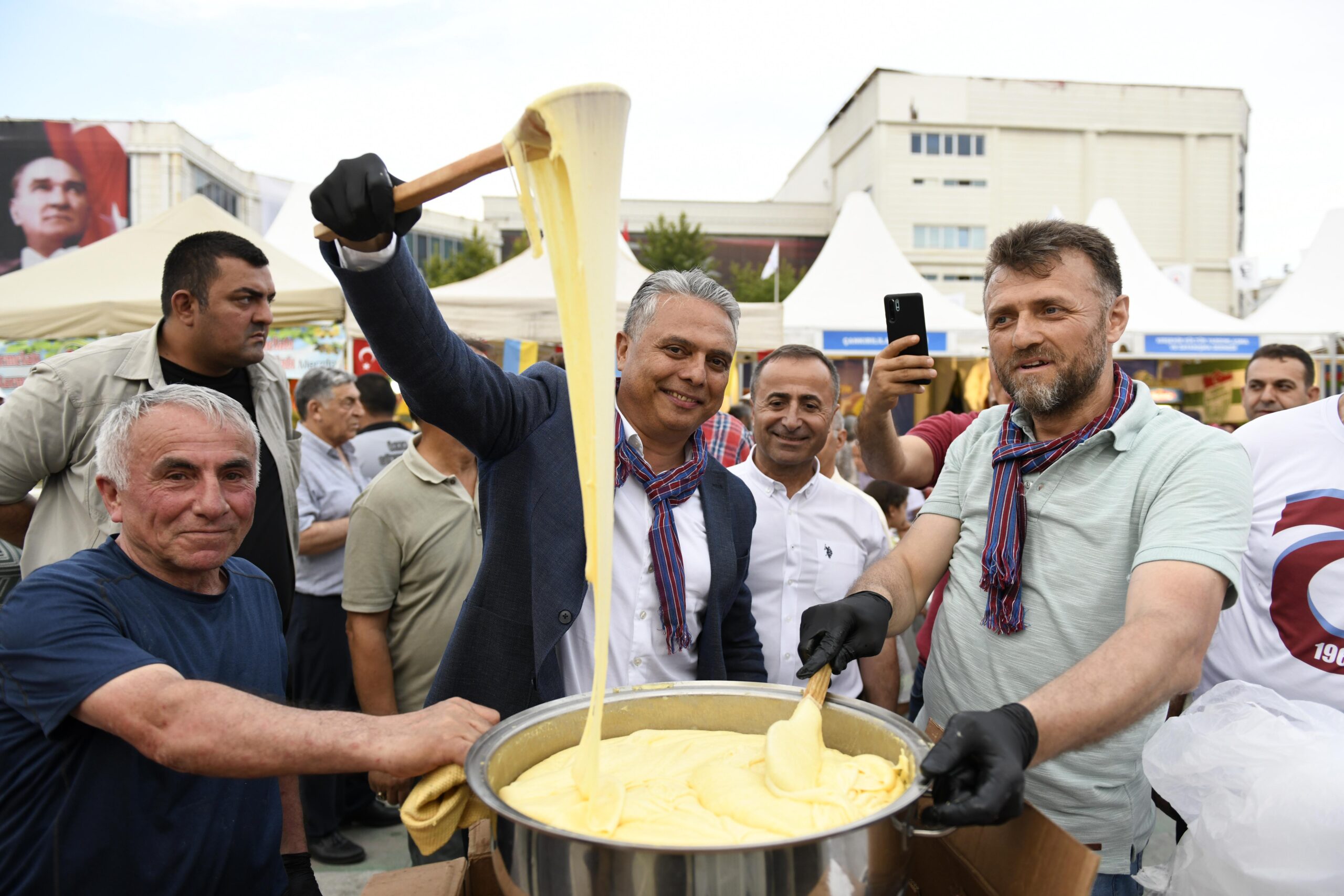 Yöreler Renkler’de Karadeniz fırtınası