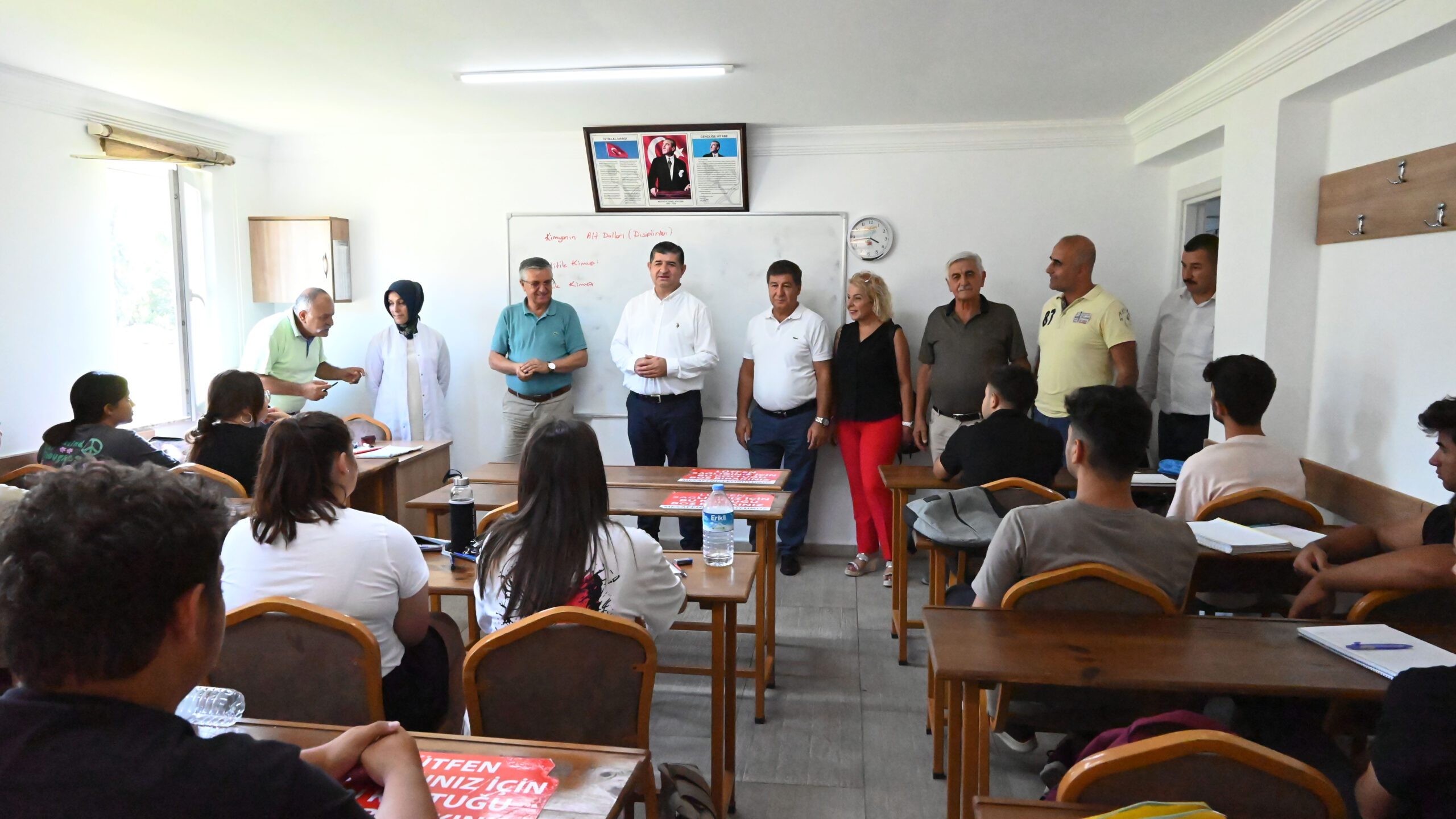 CHP ANTALYA MİLLETVEKİLİ ARI KEMER’DE