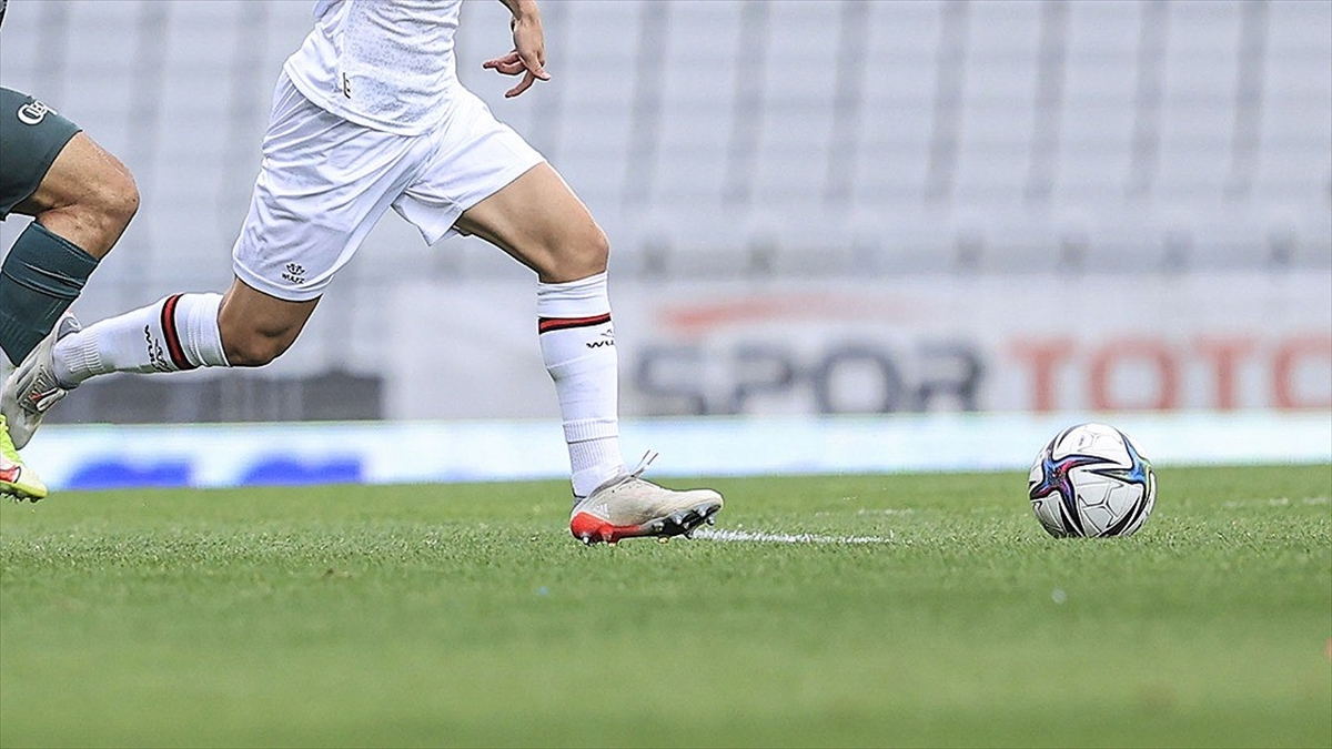 Süper Lig’de yeni sezonun kura çekimi yarın yapılacak