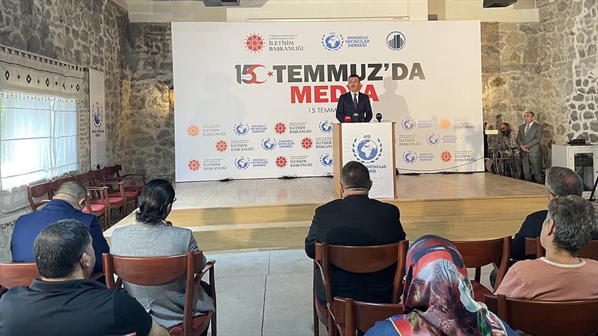 15 Temmuz’da medyanın tutumu panelde ele alındı