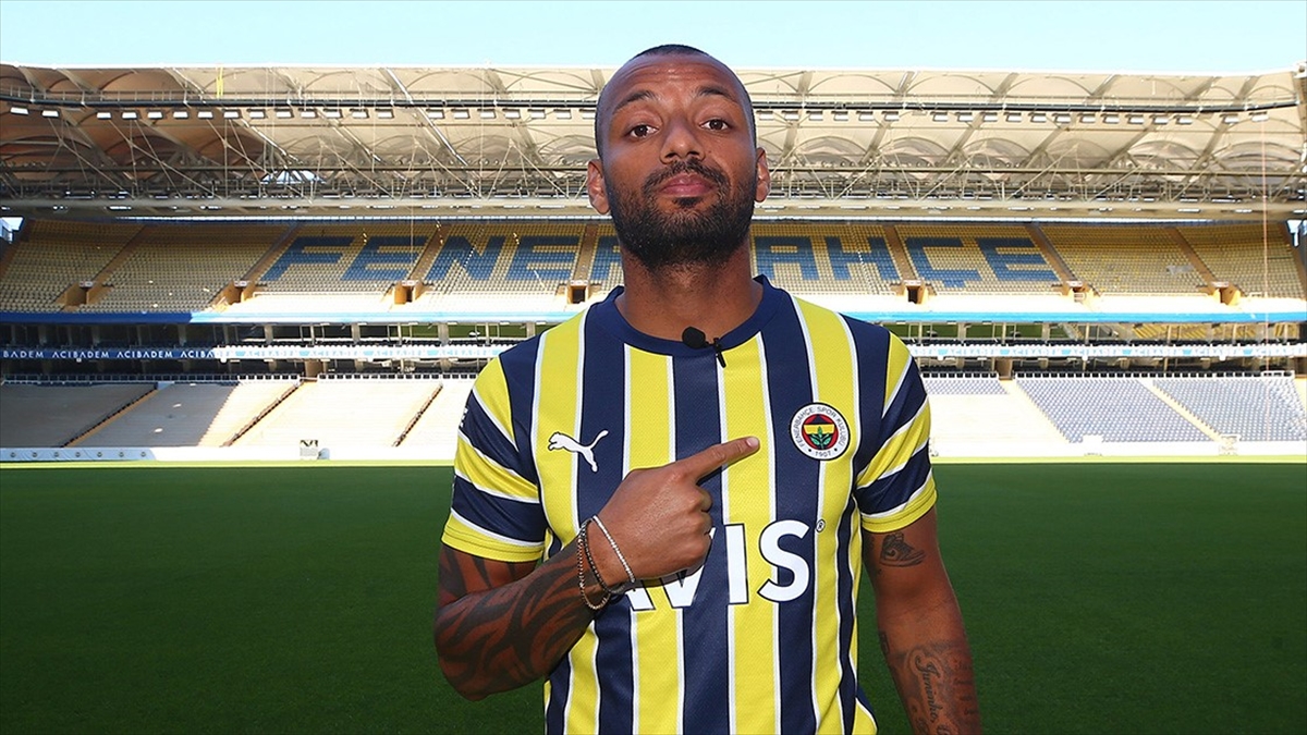 Fenerbahçe, Joao Pedro’yu kadrosuna kattı