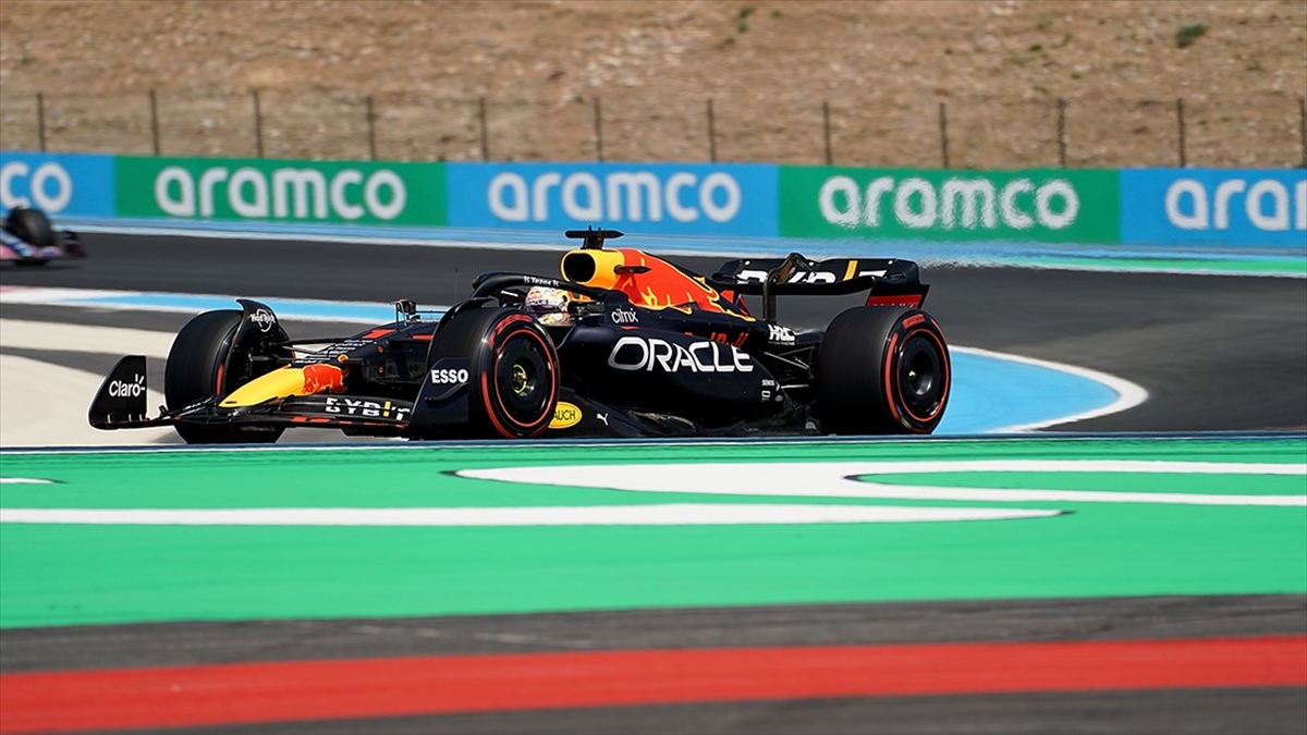 AA-20220724-28491338-28491337-F1_FRANSA_GRAND_PRIXSINI_VERSTAPPEN_KAZANDI