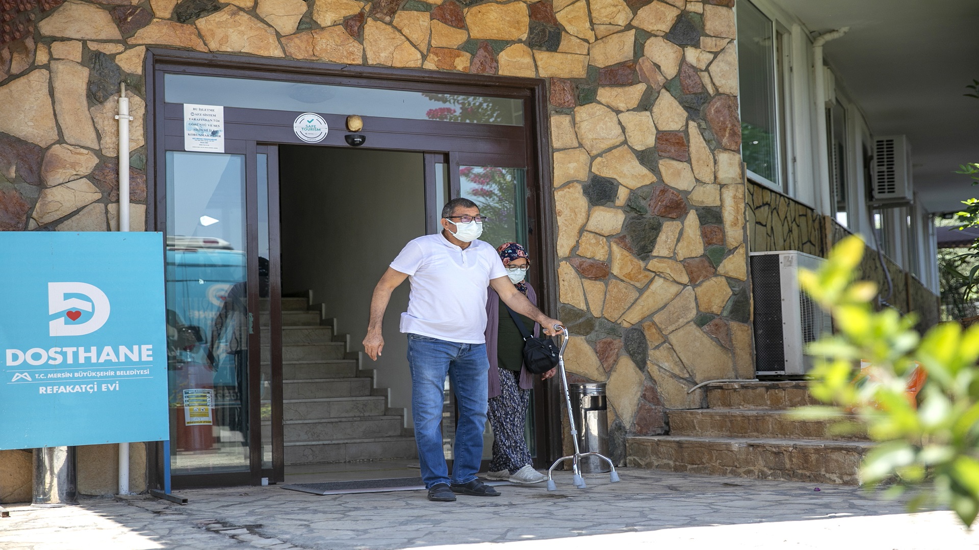 ÜCRETSİZ KONAKLAMA, YEMEK, ULAŞIM VE PSİKOLOJİK DESTEK HEPSİ REFAKATÇİ EVİ DOSTHANE’DE (7)