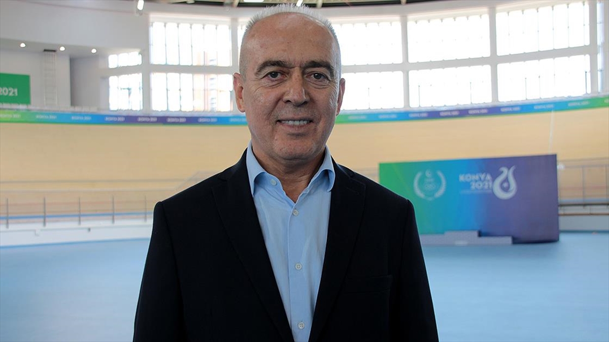 AA-20220807-28589741-28589740-TURKIYE_BISIKLET_FEDERASYONU_BASKANI_EMIN_MUFTUOGLUNUN_KONYA_HEYECANI
