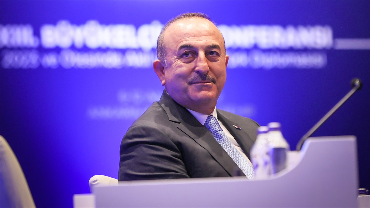 Çavuşoğlu’ndan normalleşme için Ermenistan’a somut adım atma çağrısı