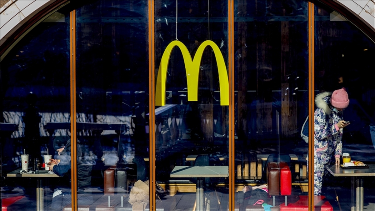 AA-20220811-28627504-28627503-MCDONALDS_UKRAYNADAKI_RESTORANLARINI_YENIDEN_ACMAYI_PLANLIYOR