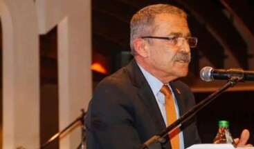 CHP Adana İl Başkanı Mehmet Çelebi, KPSS sorularının sızdırılmasına yönelik yazılı bir  açıklama  yaptı.
