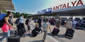 ANTALYA’YA GELEN TURİST SAYISI 7 MİLYONU GEÇTİ