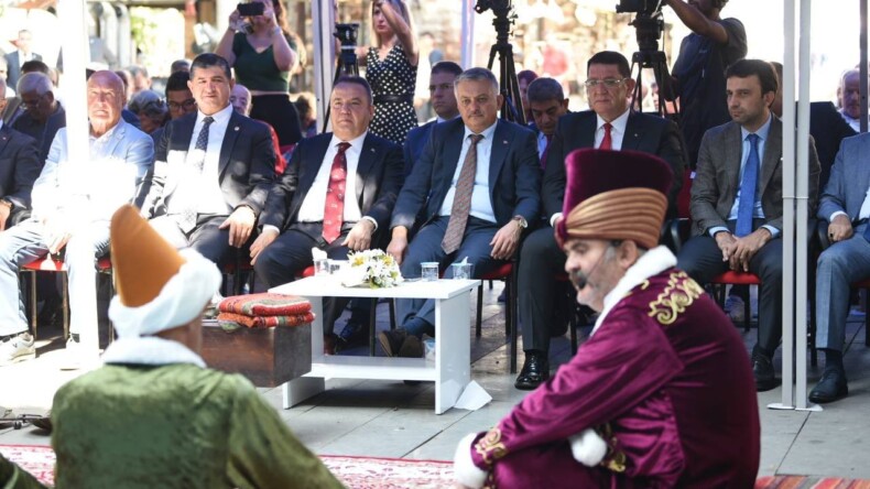 AHİLİK, KÜLTÜR VE MEDENİYETİMİZİN EN ÖNEMLİ SEMBOLLERİNDENDİR