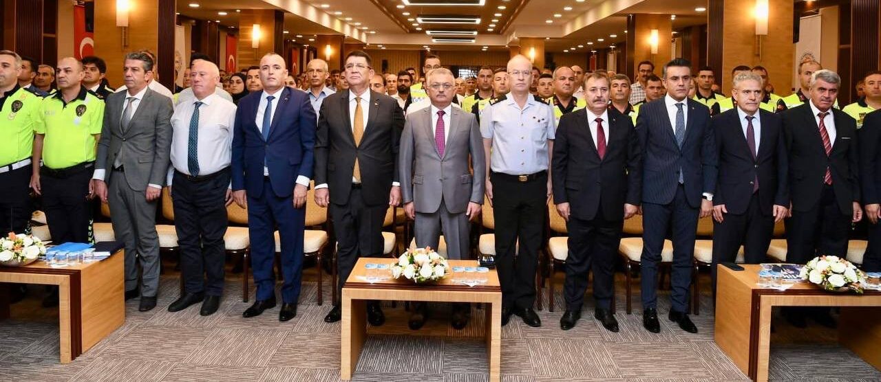 BU ŞEHRİN EN KIYMETLİLERİ SİZLERE EMANET BUNU SAKIN UNUTMAYIN