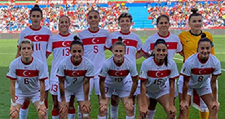 A Milli Kadın Futbol Takımı, Portekiz’e 4-0 mağlup oldu