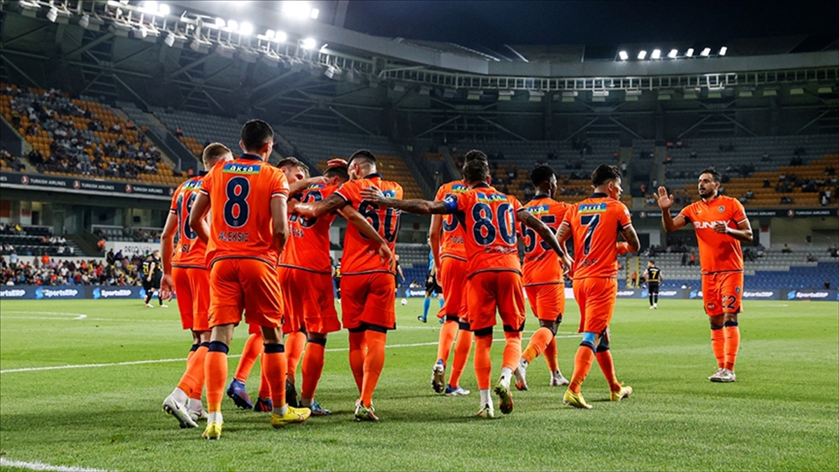 Medipol Başakşehir, UEFA Konferans Ligi’nde Hearts’e konuk olacak