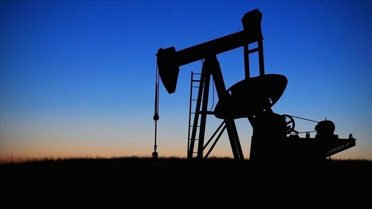 ABD petrol fiyatı tahminini aşağı yönlü revize etti