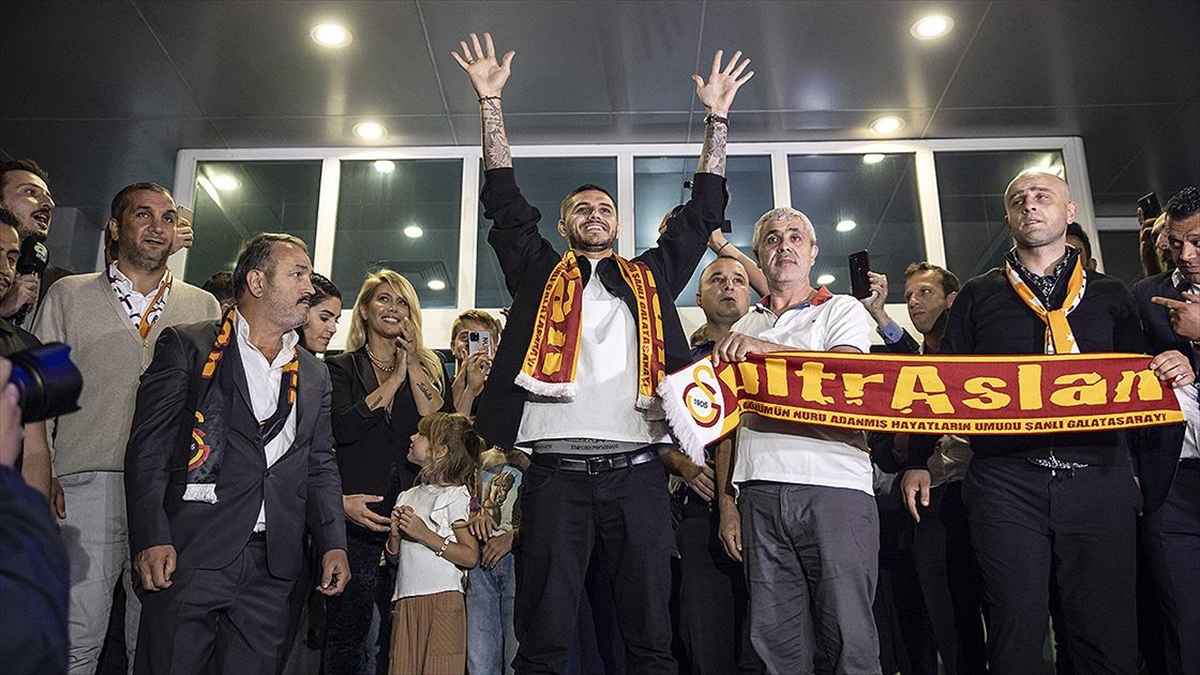 Galatasaray, Icardi transferinin detaylarını açıkladı