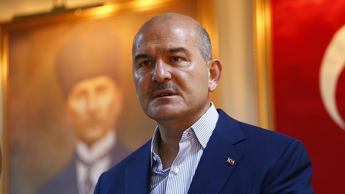 Bakan Soylu: Nevşehir ve Mersin’de uyuşturucu satıcılarına yönelik operasyon başlatıldı