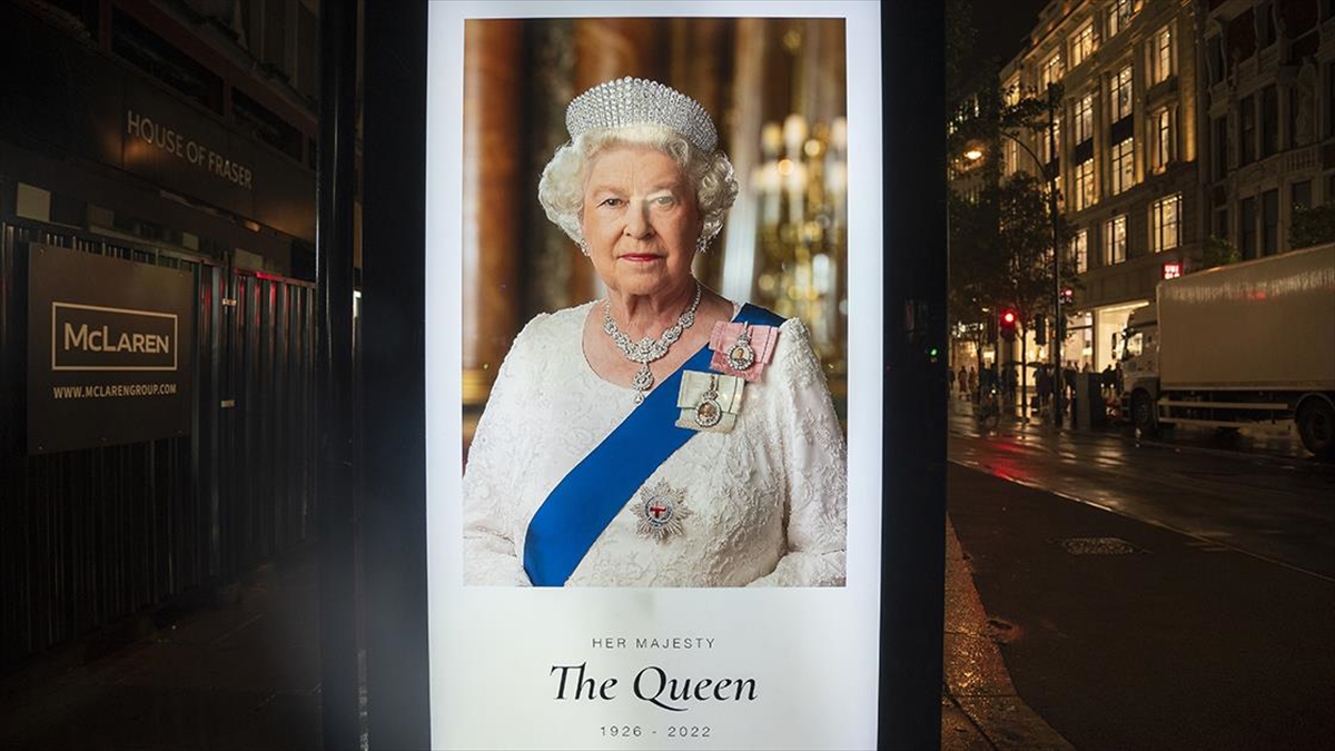 Kraliçe 2. Elizabeth’in vefatının ardından başlayan ‘Londra Köprüsü Operasyonu’nun detayları