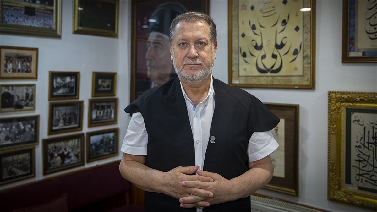 Sanatçı Ahmet Özhan, Tuğrul İnançer’le 55 yıllık dostluğunu anlattı