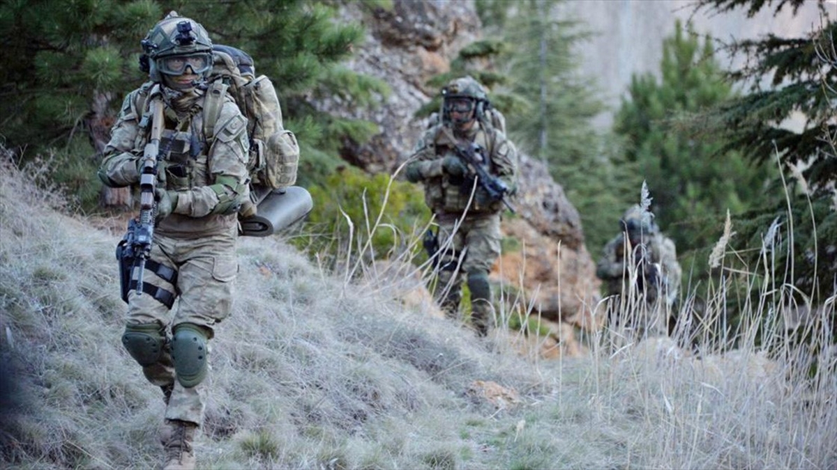 Pençe-Kilit Operasyonu bölgesinde 2 PKK’lı terörist etkisiz hale getirildi