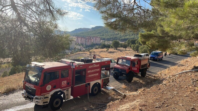 Adıyaman’da çıkan orman yangınına müdahale ediliyor