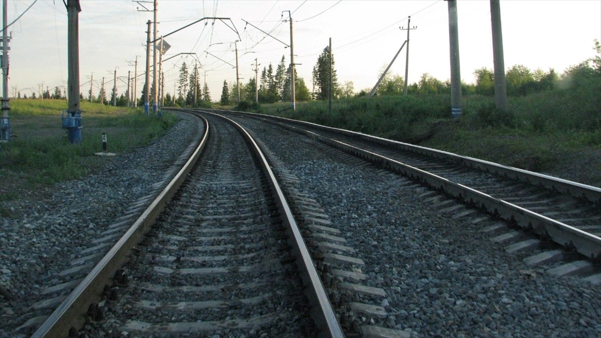 Semerkant’ta Çin-Kırgızistan-Özbekistan demir yolu için anlaşma imzalandı