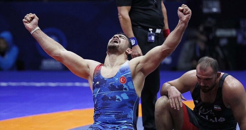 Taha Akgül, Dünya Güreş Şampiyonası’nda finalde