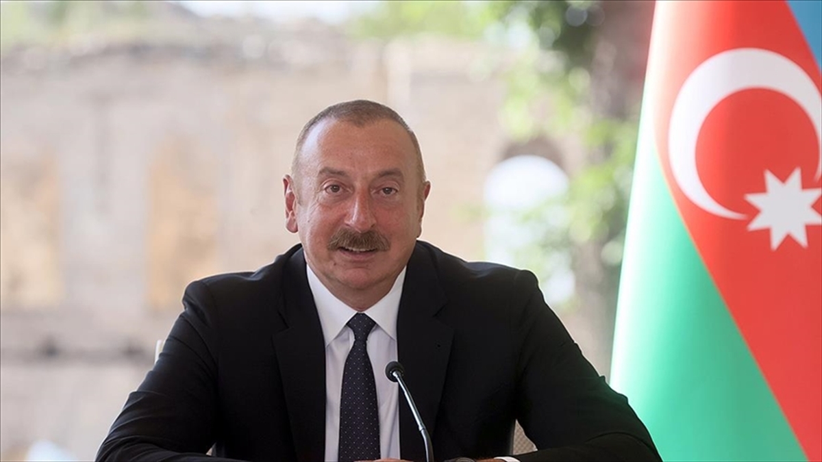 AA-20220915-28909412-28909411-ILHAM_ALIYEV_KARABAGNANTES_MACINA_ILISKIN_PAYLASIMDA_BULUNDU