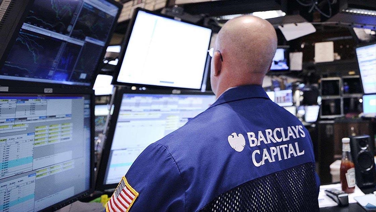 New York borsası, Fed’in agresif faiz artırımının ardından düşüşle kapandı