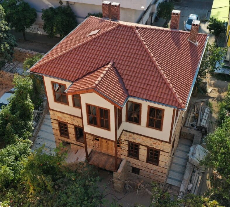 TARİHİ AĞAOĞLU HACI MEHMET KONAĞI’NA ÖDÜL
