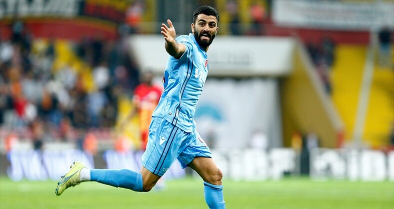 Trabzonspor’un golcüsü Umut Bozok, kaldığı yerden devam ediyor